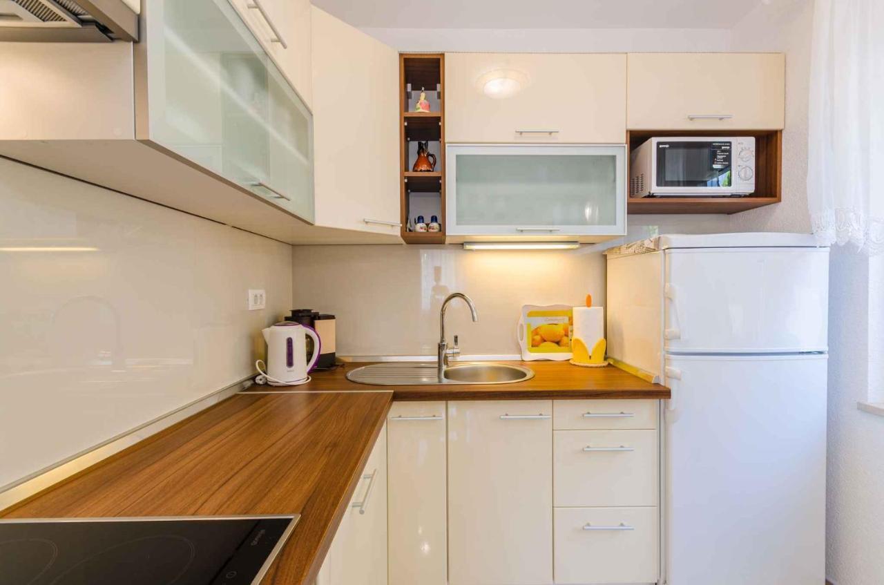 Apartment In Novi Vinodolski 15274 波威尔 外观 照片