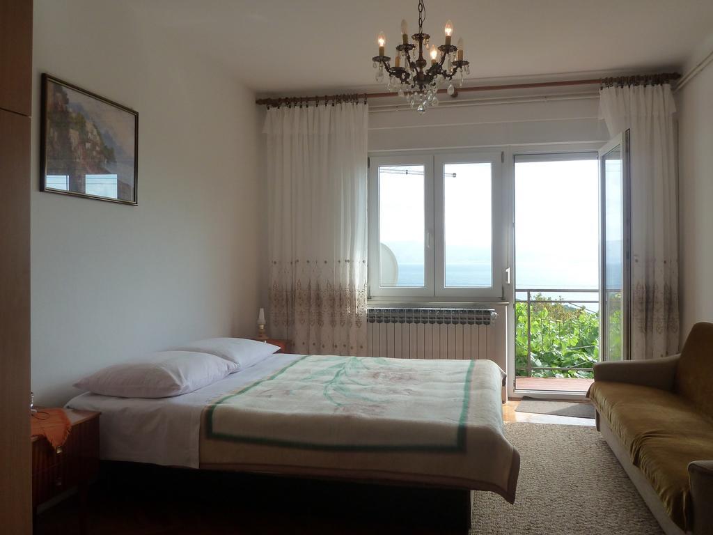 Apartment In Novi Vinodolski 15274 波威尔 外观 照片