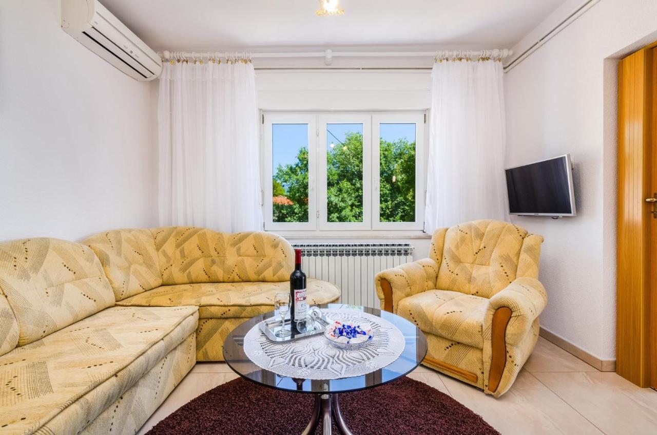 Apartment In Novi Vinodolski 15274 波威尔 外观 照片