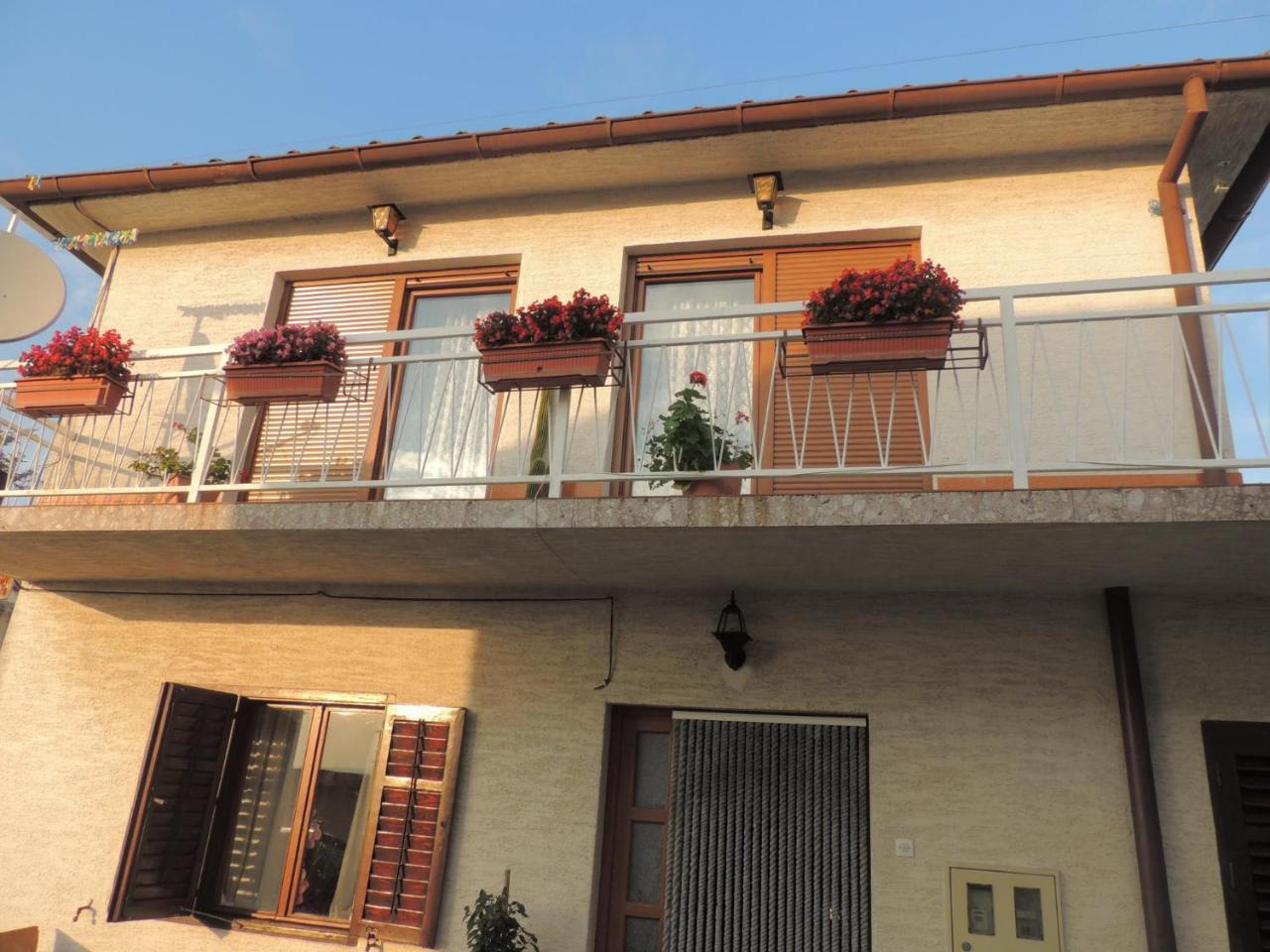 Apartment In Novi Vinodolski 15274 波威尔 外观 照片