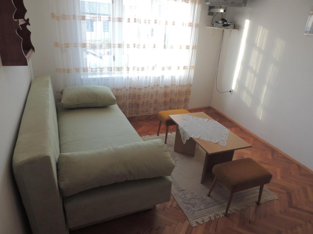 Apartment In Novi Vinodolski 15274 波威尔 外观 照片