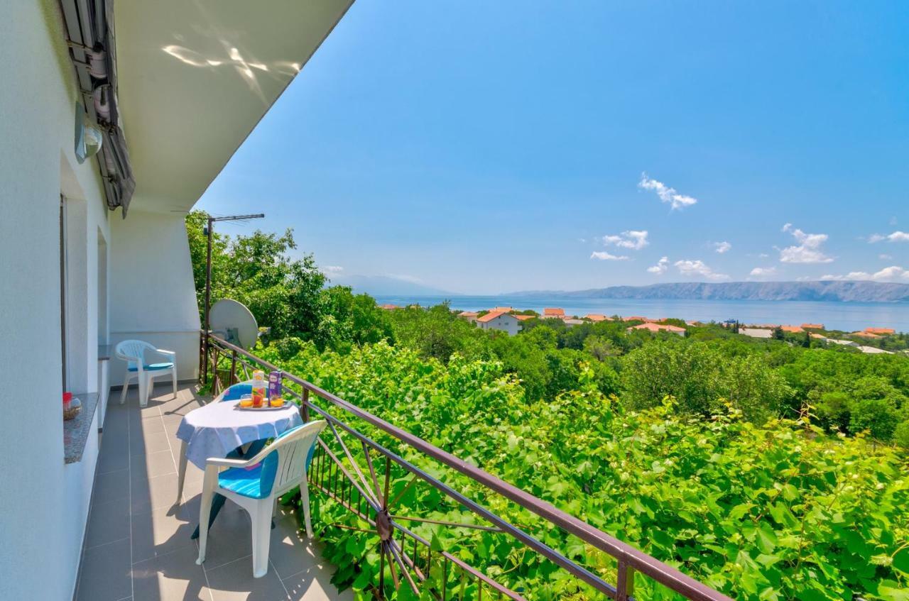 Apartment In Novi Vinodolski 15274 波威尔 外观 照片