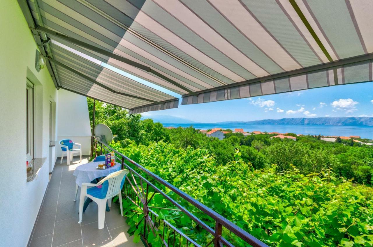 Apartment In Novi Vinodolski 15274 波威尔 外观 照片